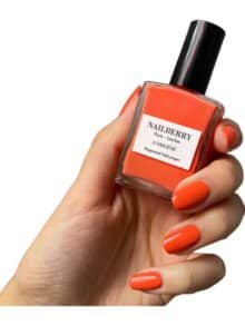 Nailberry neglelak Decadence1