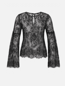 Køb Bruuns Bazaar Bluse Nara Black – en elegant og tidløs sort bluse i let og behagelig kvalitet. Perfekt til både hverdag og fest. Bestil online i dag!