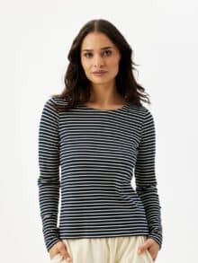 IN Front T-Shirt Martha - Navy