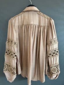 Qnuz Laces Bluse - Taupe1