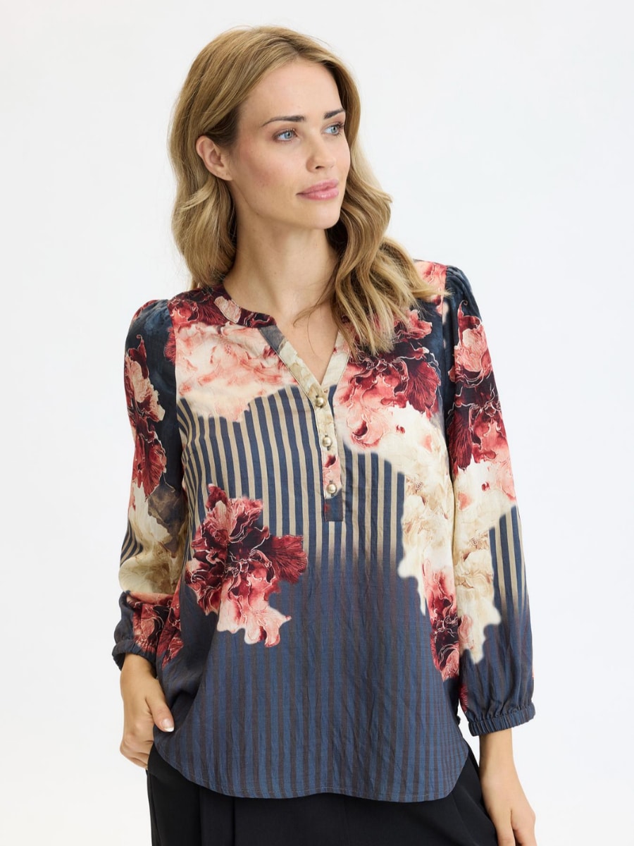 In Front Frankie Bluse - Blush Rose